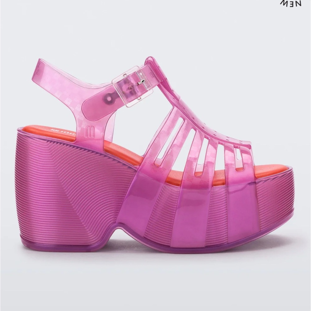 Pink platform Melissa sandals. NWOB never used! Smell like bubble gum!